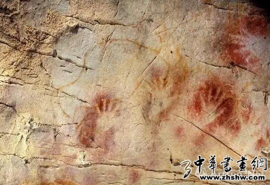 El Castillo洞穴中的红色手印 图片来源:National Geographic